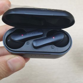PaMu Slide Mini: A TWS Earphones with Fast Charging